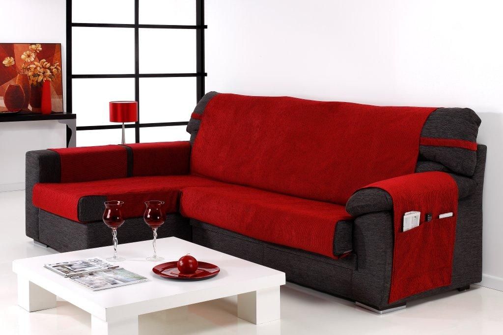 sofá rojo y negro